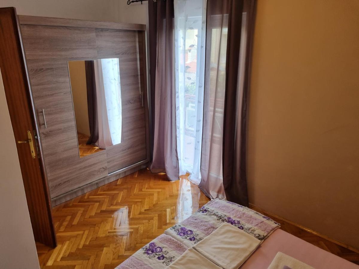 Apartment Josip Murter Esterno foto
