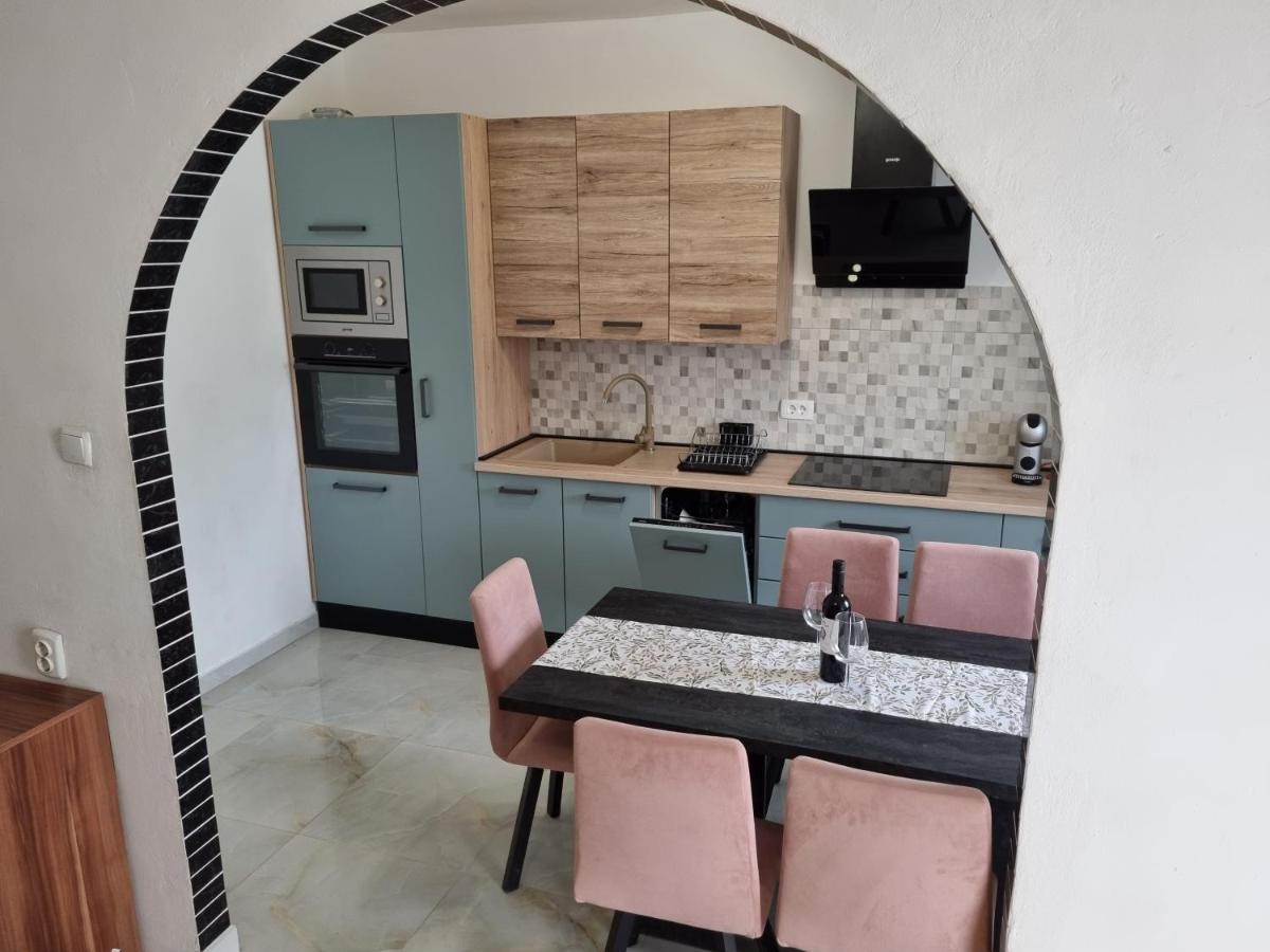 Apartment Josip Murter Esterno foto